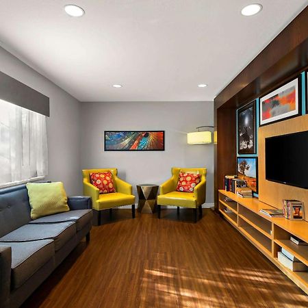 Mainstay Suites Salt Lake City Fort Union Мидвейл Экстерьер фото