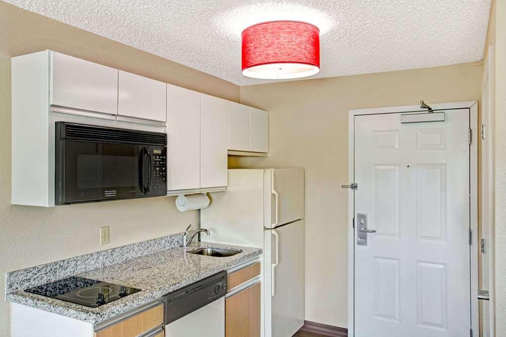 Mainstay Suites Salt Lake City Fort Union Мидвейл Номер фото