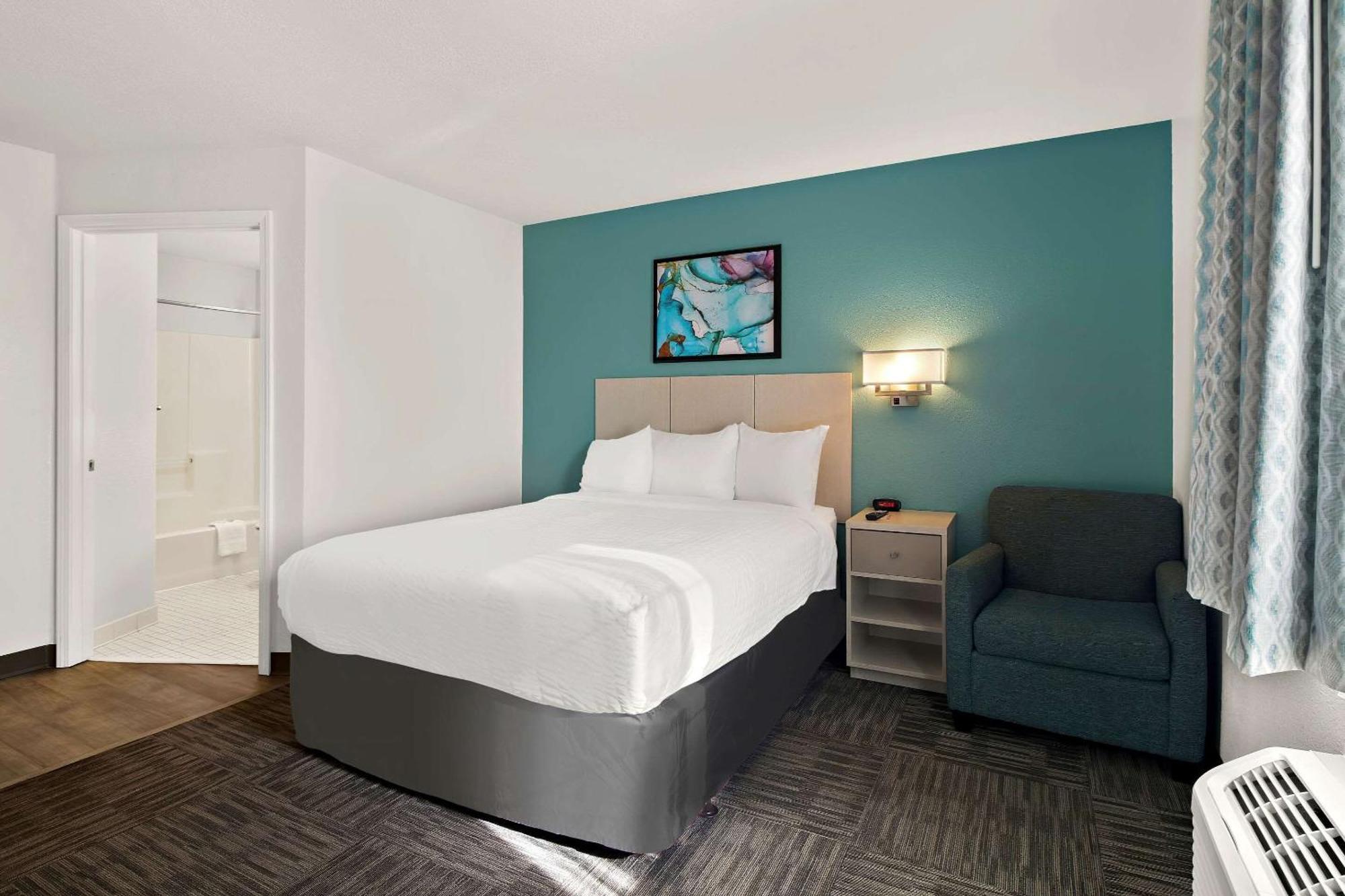 Mainstay Suites Salt Lake City Fort Union Мидвейл Экстерьер фото