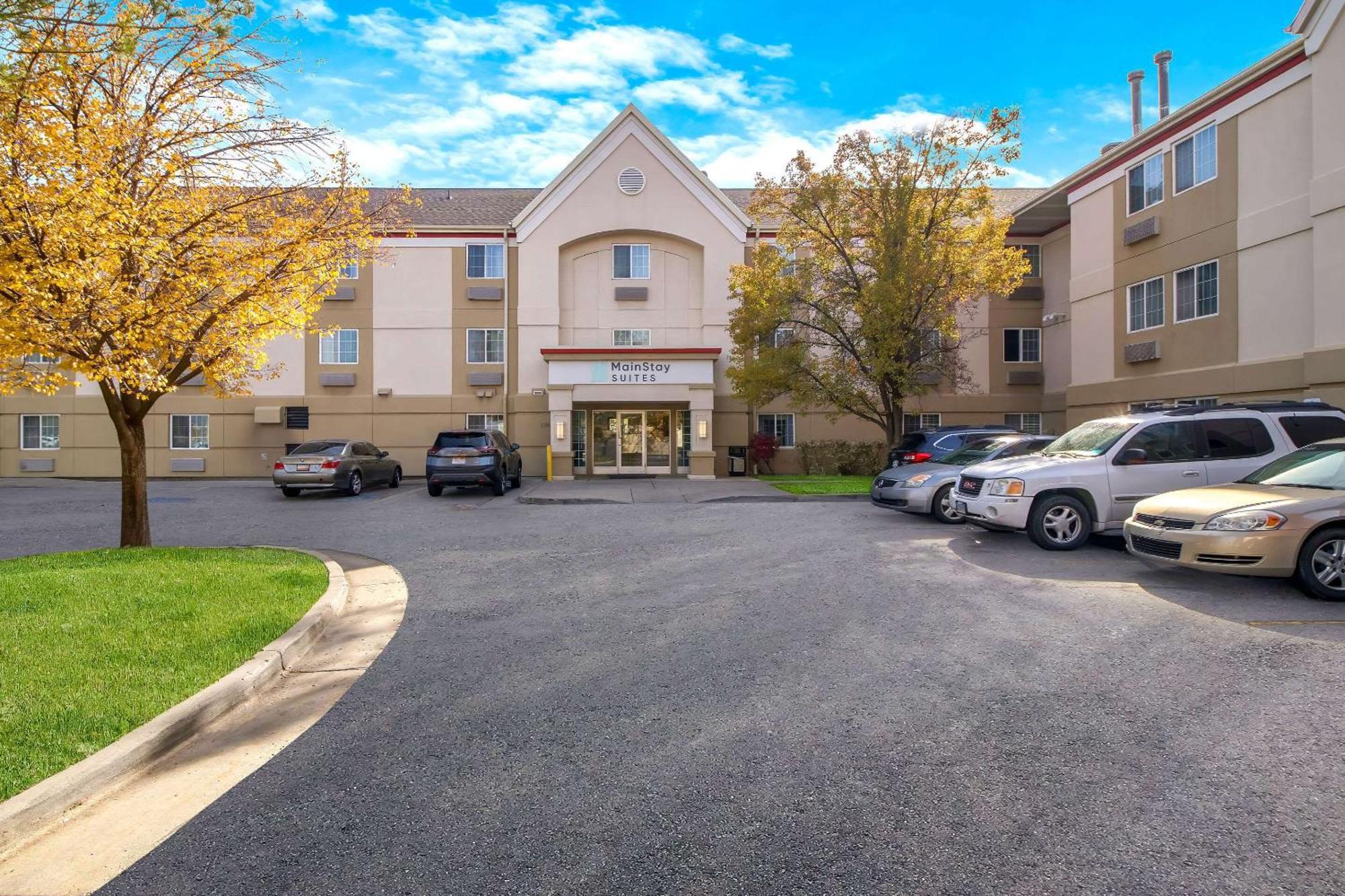 Mainstay Suites Salt Lake City Fort Union Мидвейл Экстерьер фото